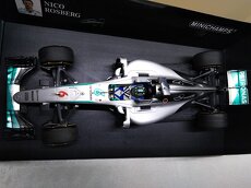 MERCEDES AMG F1 W07 HYBRID 2016 NICO ROSBERG MINICHAMPS 1:18 - 4