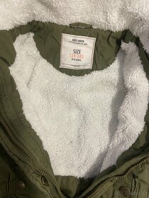 Zelená parka 134-140+čepice zdarma - 4