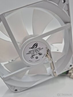 3x ventilátory ASUS ROG RYUO Model 12 ARGB 120mm - 4