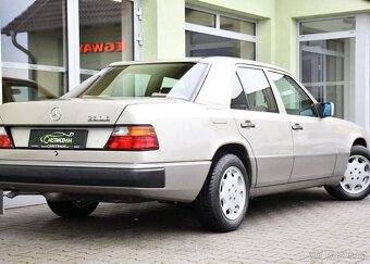 Mercedes-Benz 124 230E PĚKNÝ STAV 63.730KM - 4