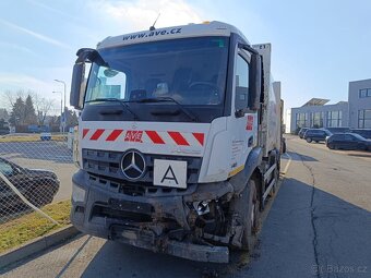 Mercedes-Benz Arocs 6x2 - 4