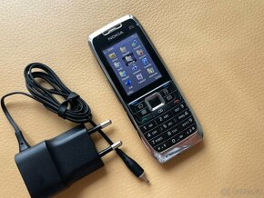 Nokia E51 - 4