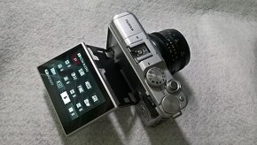 Fujifilm X-A5 a objektiv 7Artisans 25mm f/1.8 FX - 4