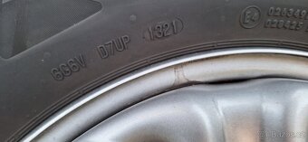 Kola Duster 215/65/r16 continental - 4