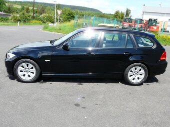 BMW 320i kombi 2.0i-125kw,r.2011, klimatronik,215336 km, TOP - 4