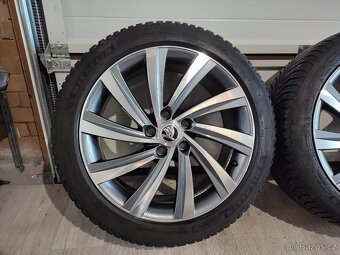 Škoda OCTAVIA IV 5x112 R18 5E3601025 disky s pneu 225/45 r18 - 4