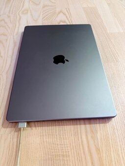 MacBook Pro 16" M1 Pro - 1TB - 4