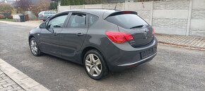 OPEL ASTRA 1.3 CDTI 70KW KLIMATRONIC R.V.8/2013 TOP STAV - 4