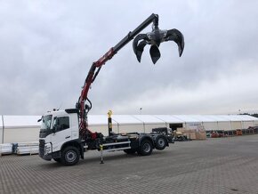 Volvo FM 460 (6x2), hákový nosič s hyd.rukou a drapákem - 4