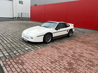 Pontiac Fiero GT - 2.8 V6 Manuál 1987 - 4