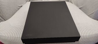 Xbox one X 1 T - 4