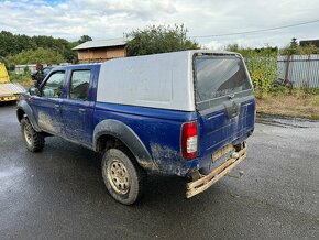 Prodám na Nissan Navara D22 4x4 2,5 nafta 98 KW rv 2003 - 4