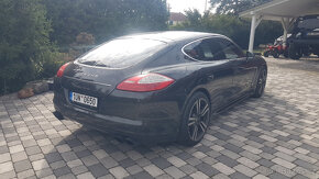 Porsche Panamera 4,8 V8 Turbo 4x4 - 4