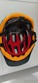 Cyklistická helma, přilba Bontrager Quantum - 4