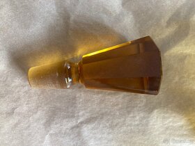 Stará broušená “medová” karafa, 4sklenice - 4