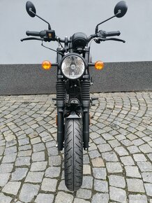 Royal Enfield 350 - 4