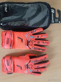 rukavice REUSCH attrakt grip evolution finger support 9,5 - 4