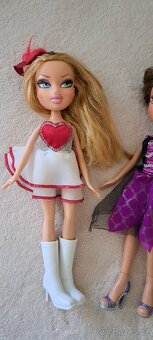 Sběratelské panenky zn. MGA BRATZ z roku 2001 - 4