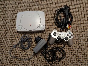 PlayStation One - 4