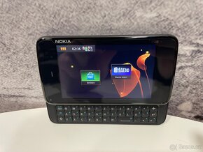 Komunikátor Nokia N900 - 4