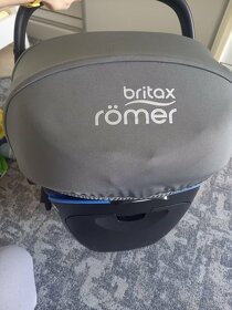 Britax Römer Baby safe 2 - 4