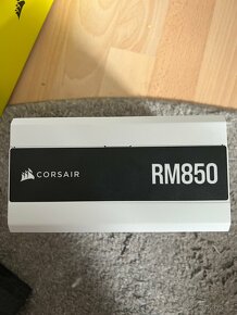 Corsair RM850 White - 4