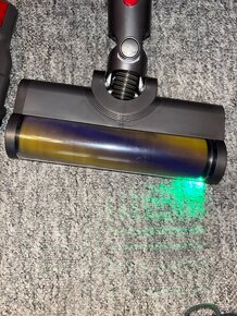 Dyson V10 Absolut - tyčový vysavač - 4