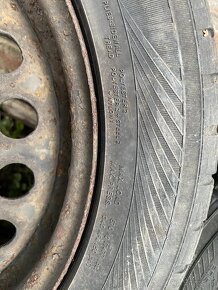 Sada zimních pneu 205/55R16 94H včetně disků - 4