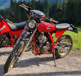 Honda NX 650 Dominator - 4