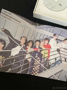 Stray kids go live album - 4