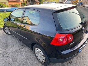 VW golf 1,4 Trendline Benzín - 4