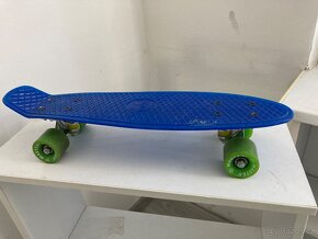 Penny board, odrážedlo a kočárek - 4