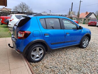 Dacia Sandero 0,9 66kW ČR Stepway - 4