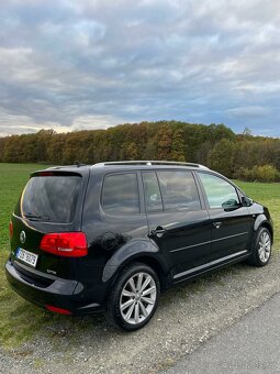 Touran 2.0 TDI - 4