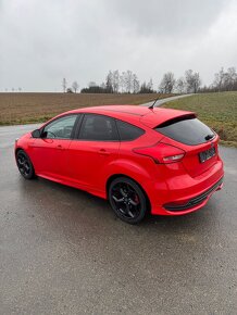 Ford Focus ST - 4