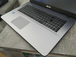 Asus VivoBook 17 X705MA - 4