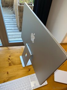 Apple iMac 2021 stříbrný 24” M1 + Touch ID CZ klávesnice - 4