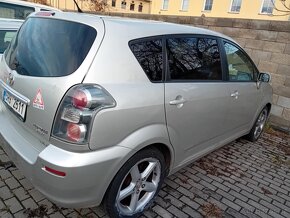 Toyota Corolla Verso 2.2 D-Cat,nehavarováno - 4