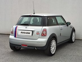 Mini One 1.4i ,  70 kW nafta, 2008 - 4