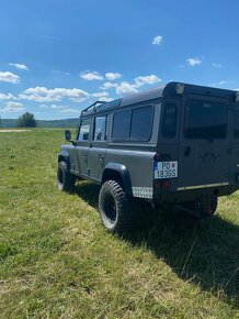 Predám Land Rover Defender 110 - 4