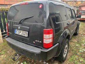 Dodge Nitro 4x4 diesel - 4