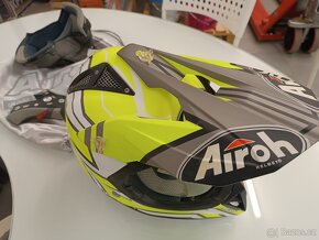 Airoh Aviator helma Cairoli 2.2 - 4