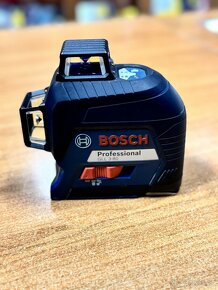 Čárový laser Bosch GLL 3-80 professional. - 4