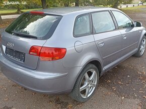 Audi A3 sportback 1,6 85kw benzin ,webasto - 4