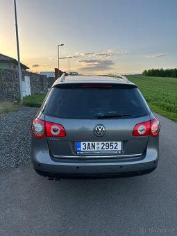 Prodám Volkswagen Passat 2.0 TDI 103kW, r.v. 2007, automat - 4