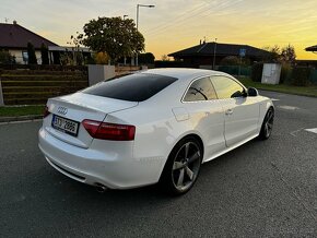 Audi A5 3.0 TDI Manuál 176KW S-Line Quattro - 4