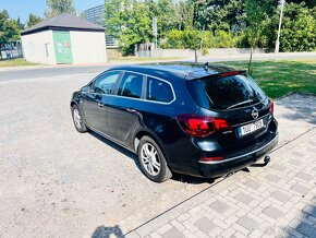 Opel Astra Sports Tourer J 121KW - 4