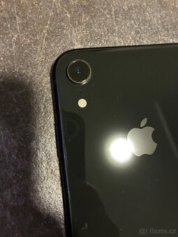 iPhone XR - 4