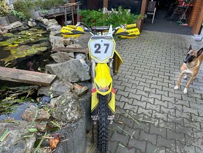 Suzuki RM 85 - 4