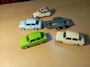 3x Trabant ,plaťák a citroen 2CV - 4